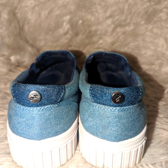 Nine West Slip On Loafers - Picture 4 of 7